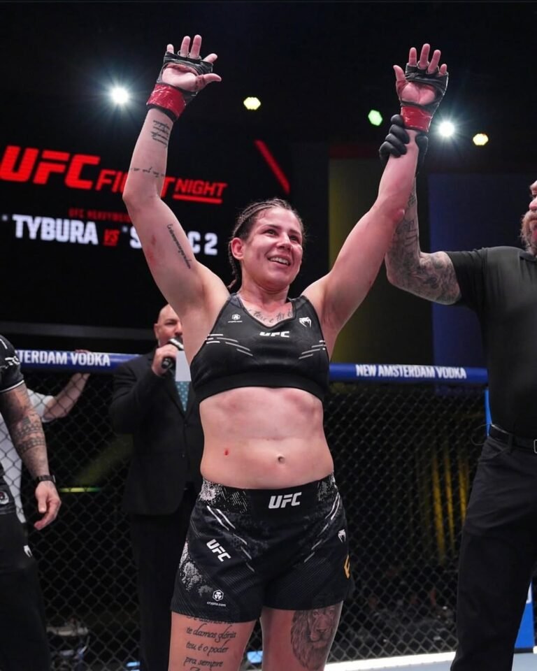 Karol Rosa Crushes Odds with Explosive Vegas Victory
